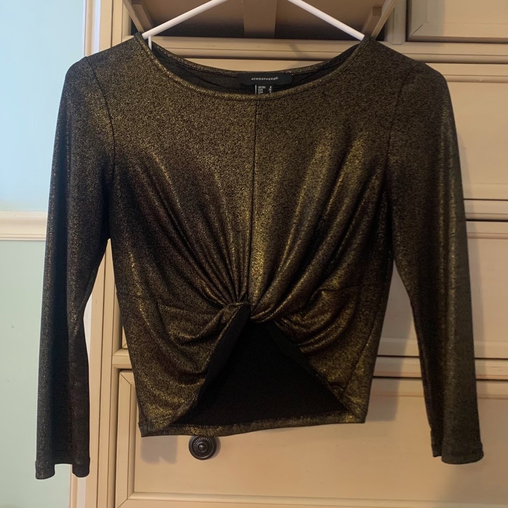 Long sleeve crop top